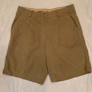 Tommy Bahama Men's Tan Flat Front Khaki Shorts Size 33x9